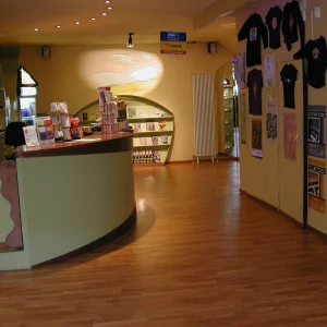 De Sjamaan Smartshop Nijmegen 2001